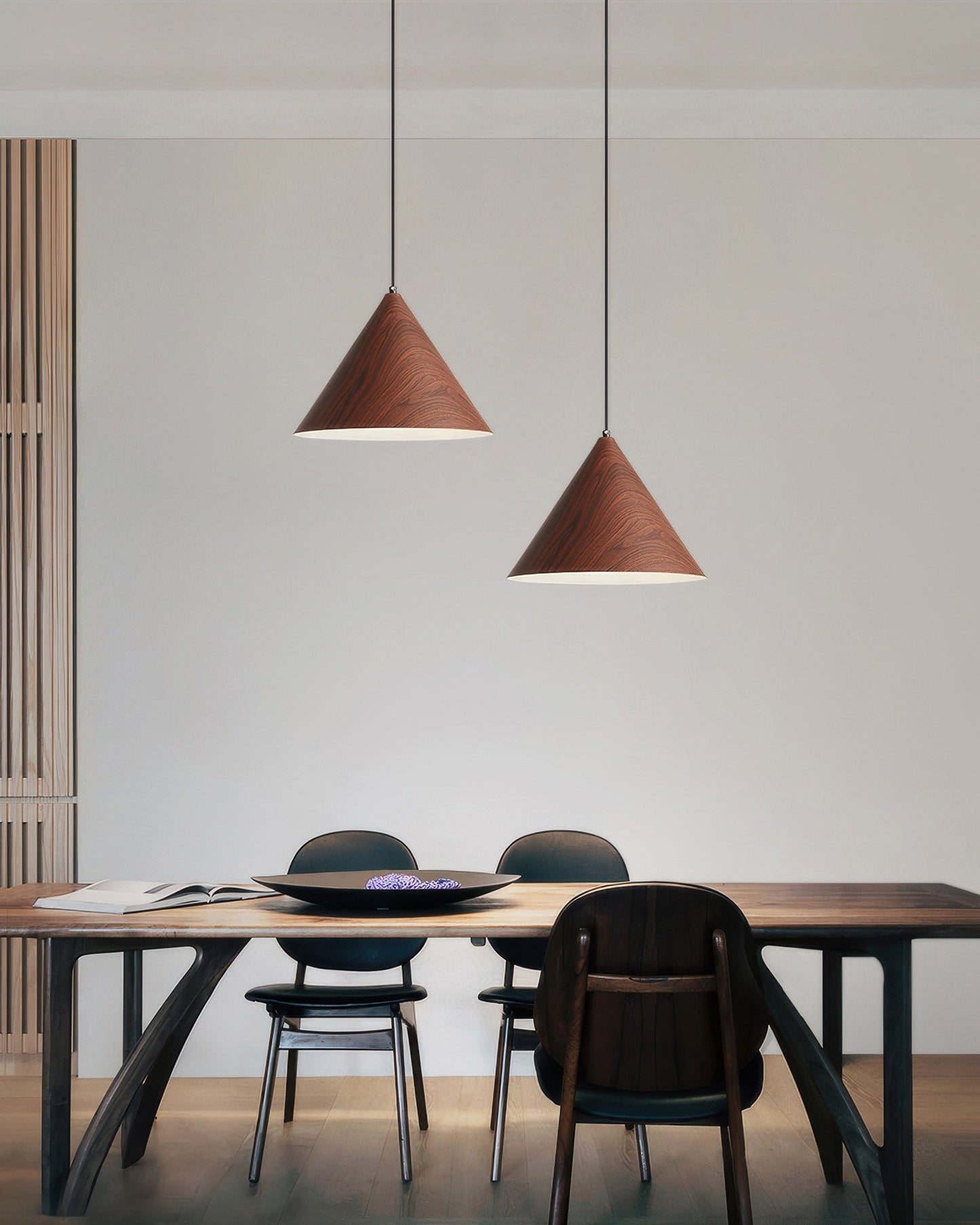 Nordic Elegance Bar Light