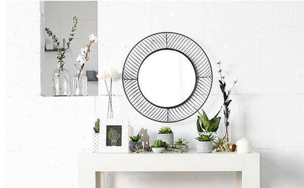 Nicolina - Round Iron Frame Mirror