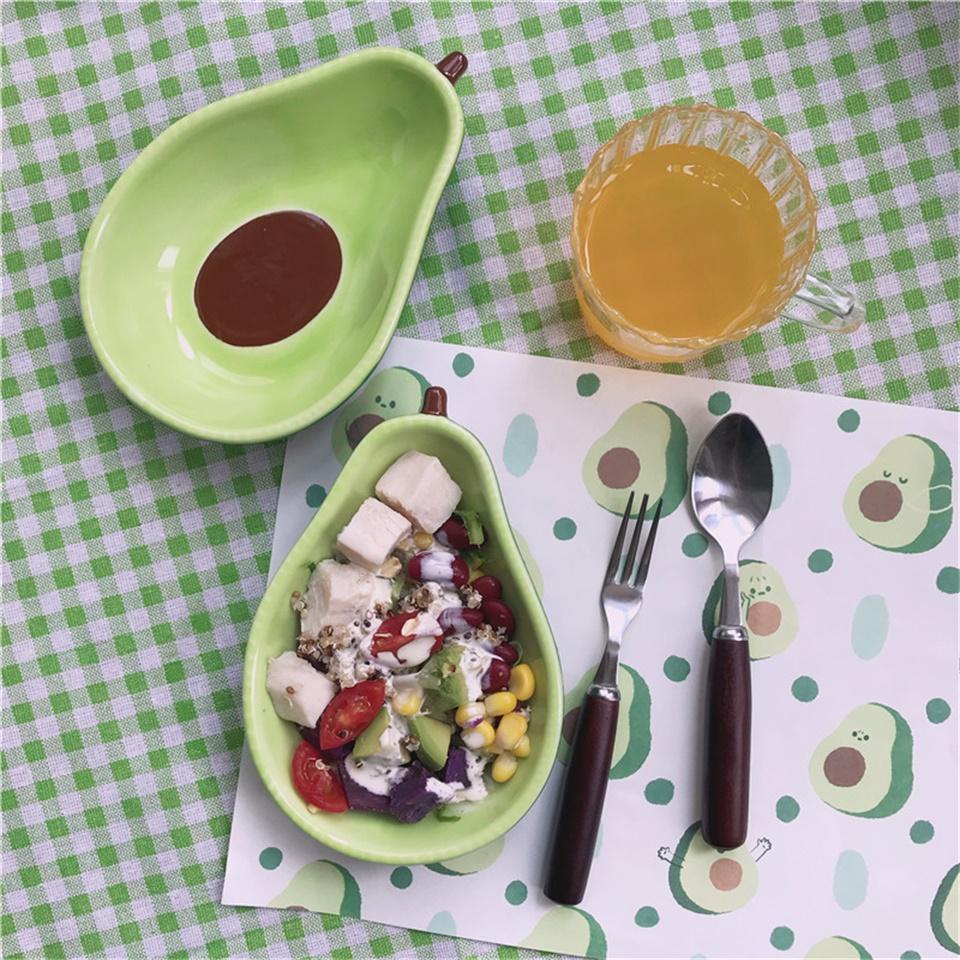 Milly - Glazed Colored Ceramic Avocado Plate - Nordic Side - 02-19, modern-pieces